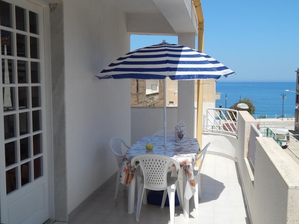 Casa Vacanze Karol Apartment Trappeto  Room photo