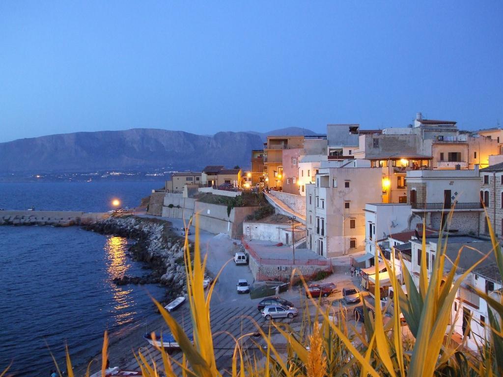 Casa Vacanze Karol Apartment Trappeto  Exterior photo